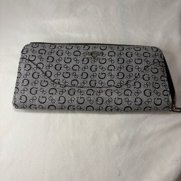 GUESS Logo Zip Around & Snap Front Wallet Clutch Bag Logo Black - Picture 1 of 13